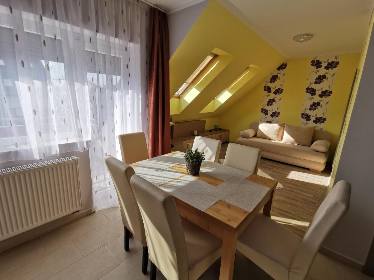 Szabó Apartman Sárvár Exterior foto